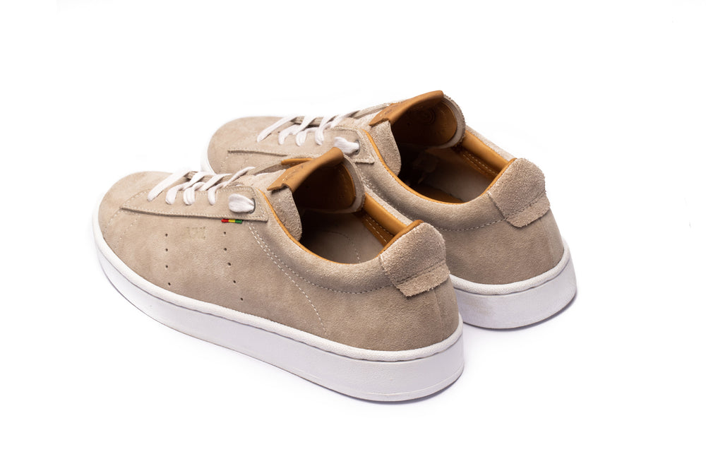 
                
                    Load image into Gallery viewer, Jagama Light Grey Suede
                
            